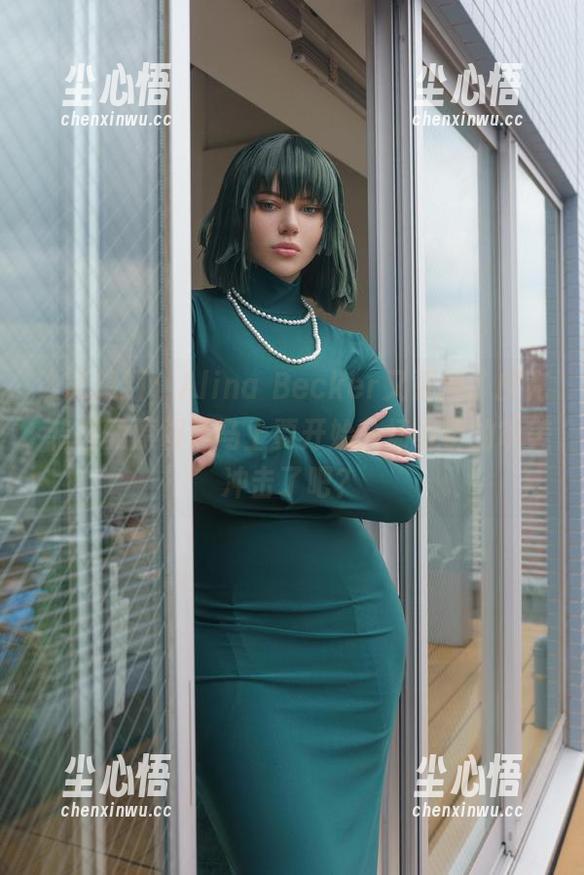 Alina Becker 谁能想到,Alina Becker又更新了皮克·菲格的原图,马上要开始一场小小的审美冲击了吧?